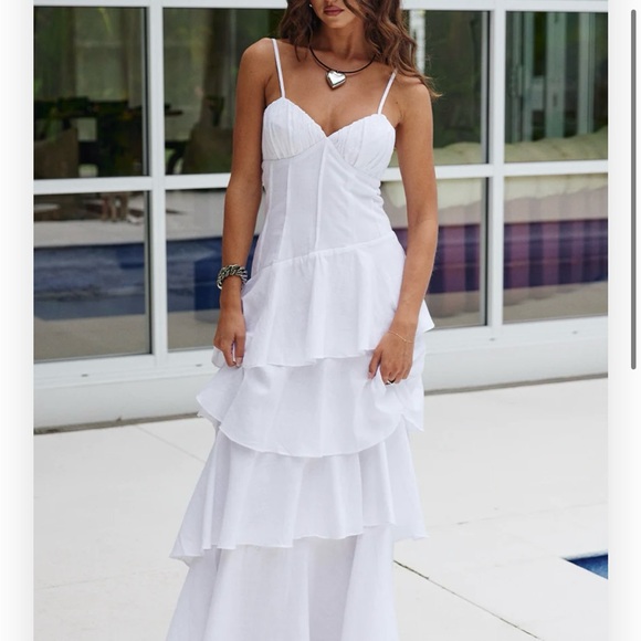 Chic White Tiered Maxi Dress - Picture 1 of 3